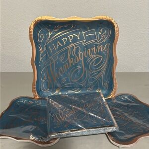 Thanksgiving Elegance Dinner Plates & Napkins